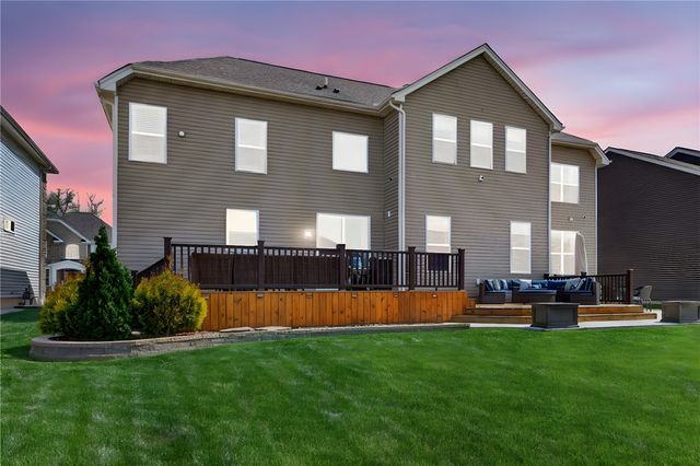 2067 Silver Linden Drive, Tipp City, OH 45371