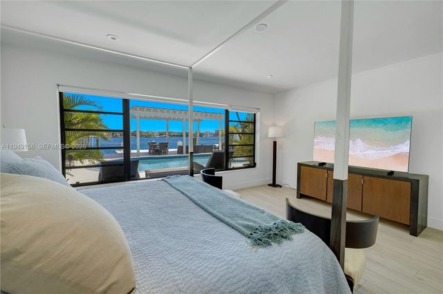 1405 Stillwater Dr, Miami Beach, FL 33141