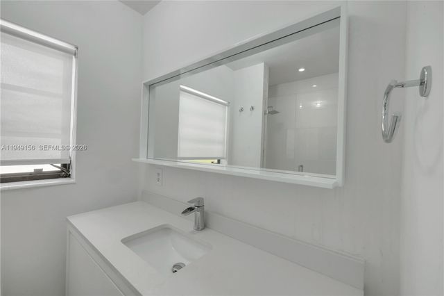 1405 Stillwater Dr, Miami Beach, FL 33141