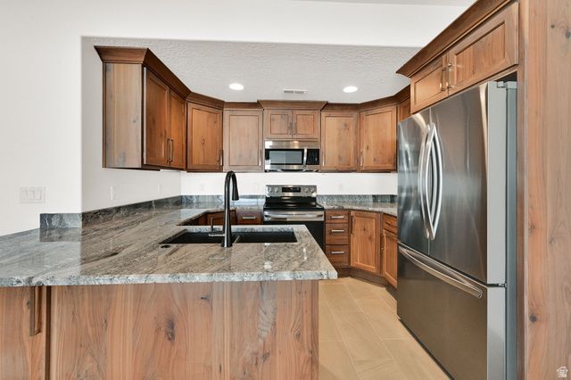 3041 S 2325 W, West Haven, UT 84401