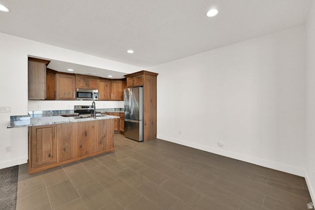 3041 S 2325 W, West Haven, UT 84401