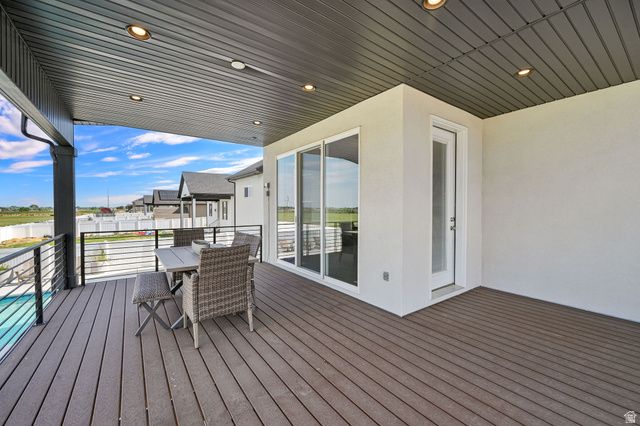 3041 S 2325 W, West Haven, UT 84401