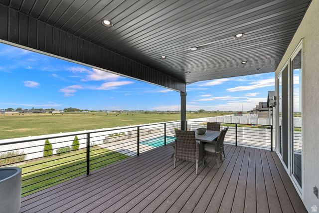 3041 S 2325 W, West Haven, UT 84401