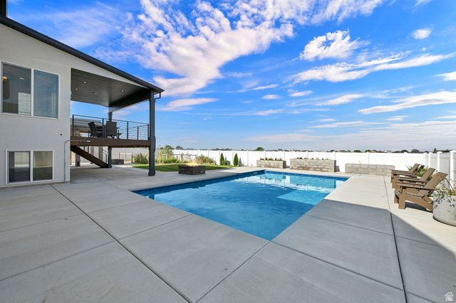 3041 S 2325 W, West Haven, UT 84401
