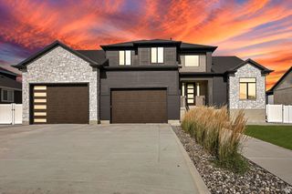 3041 S 2325 W, West Haven, UT 84401