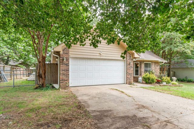 17 Fox Run Circle, Cabot, AR 72023