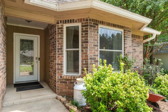 17 Fox Run Circle, Cabot, AR 72023