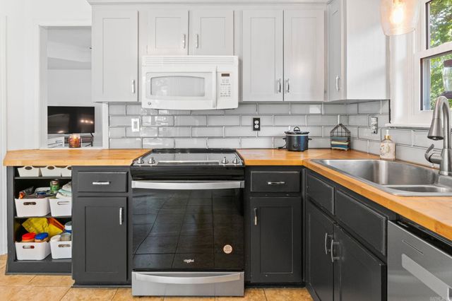 17 Fox Run Circle, Cabot, AR 72023