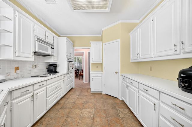 12324 Creekspan Drive, Dallas, TX 75243