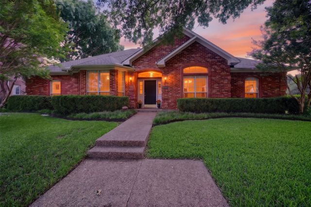 12324 Creekspan Drive, Dallas, TX 75243