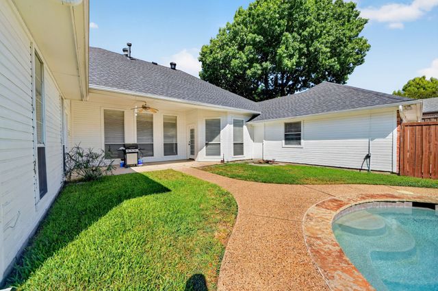 12324 Creekspan Drive, Dallas, TX 75243