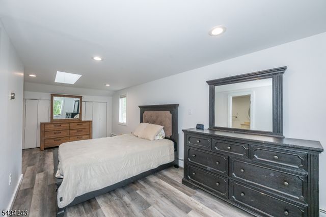 1022 Ringwood Ave, Wanaque Boro, NJ 07420