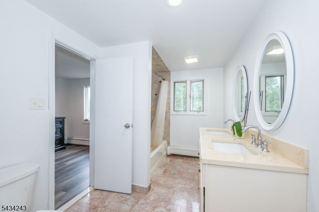 1022 Ringwood Ave, Wanaque Boro, NJ 07420