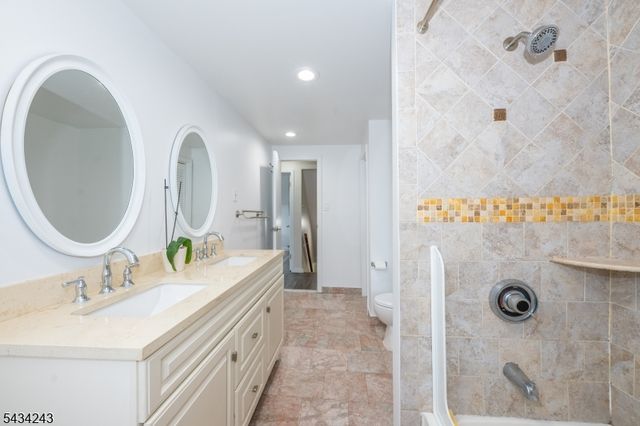 1022 Ringwood Ave, Wanaque Boro, NJ 07420