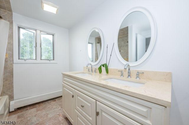 1022 Ringwood Ave, Wanaque Boro, NJ 07420