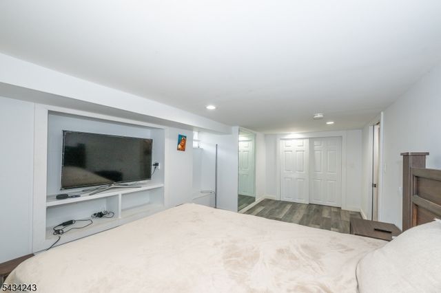 1022 Ringwood Ave, Wanaque Boro, NJ 07420