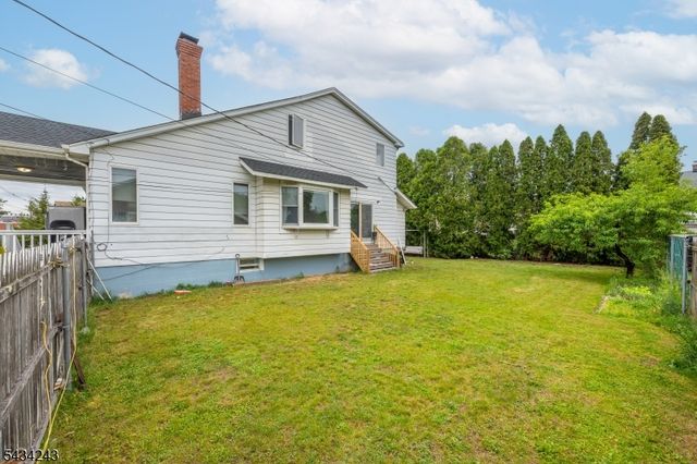 1022 Ringwood Ave, Wanaque Boro, NJ 07420