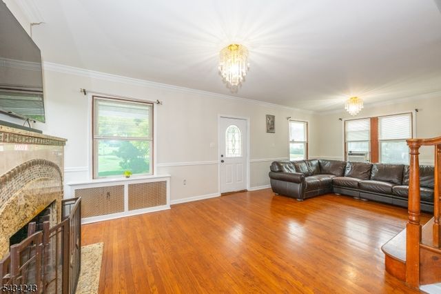 1022 Ringwood Ave, Wanaque Boro, NJ 07420