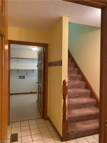 486 Windsor Park Road, Kernersville, NC 27284