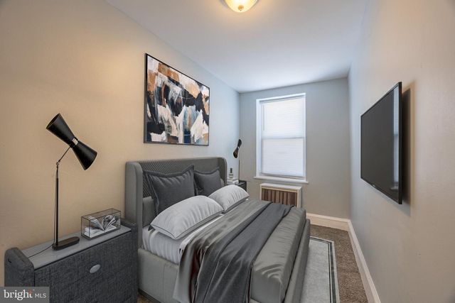 2403 S EDGEWOOD ST, Philadelphia, PA 19142