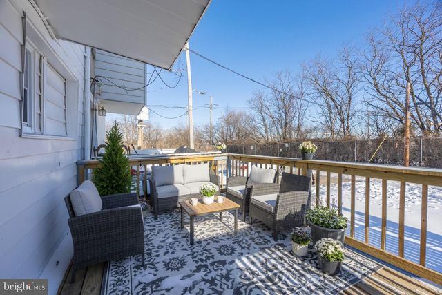 2403 S EDGEWOOD ST, Philadelphia, PA 19142