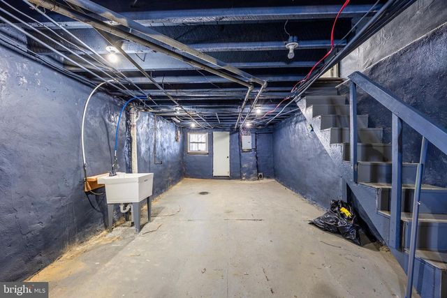 2403 S EDGEWOOD ST, Philadelphia, PA 19142