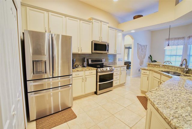 2301 RAMBLING OAKS WAY, Kissimmee, FL 34746