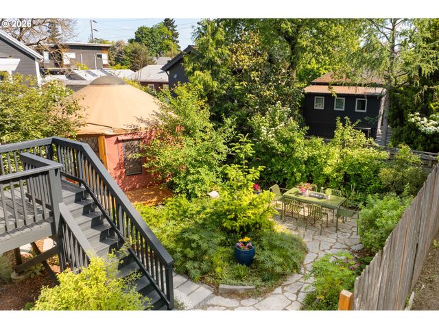 650 N ALBERTA St, Portland, OR 97217