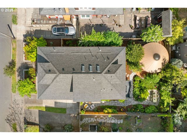 650 N ALBERTA St, Portland, OR 97217