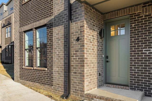 2000 S Hamilton Rd Apt 4, Nashville, TN 37218