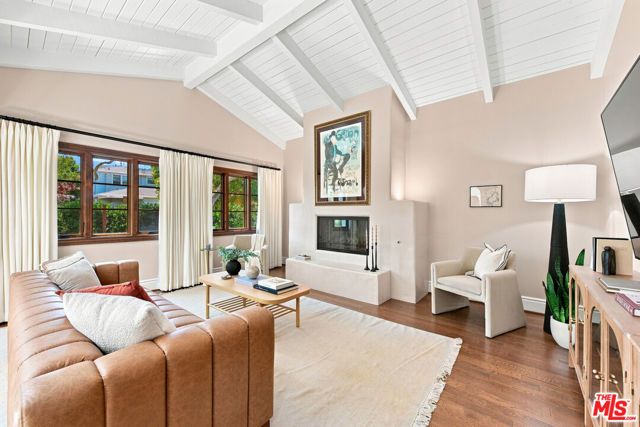 2900 Clune Avenue, Los Angeles, CA 90291