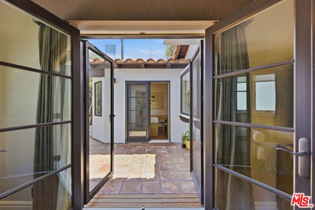 2900 Clune Avenue, Los Angeles, CA 90291