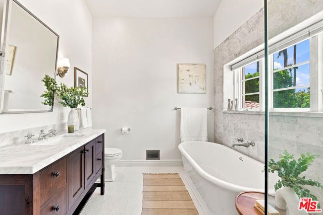 2900 Clune Avenue, Los Angeles, CA 90291