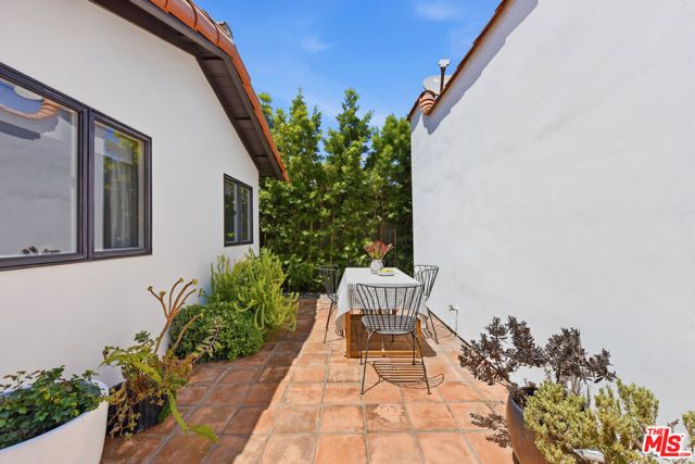 2900 Clune Avenue, Los Angeles, CA 90291