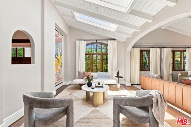 2900 Clune Avenue, Los Angeles, CA 90291