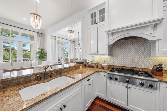 81 Western Lake Drive, Santa Rosa Beach, FL 32459