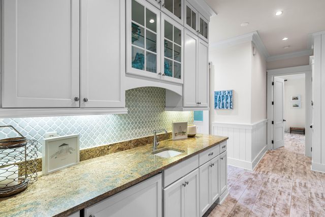 81 Western Lake Drive, Santa Rosa Beach, FL 32459