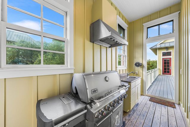 81 Western Lake Drive, Santa Rosa Beach, FL 32459