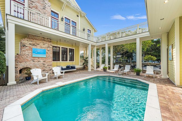 81 Western Lake Drive, Santa Rosa Beach, FL 32459