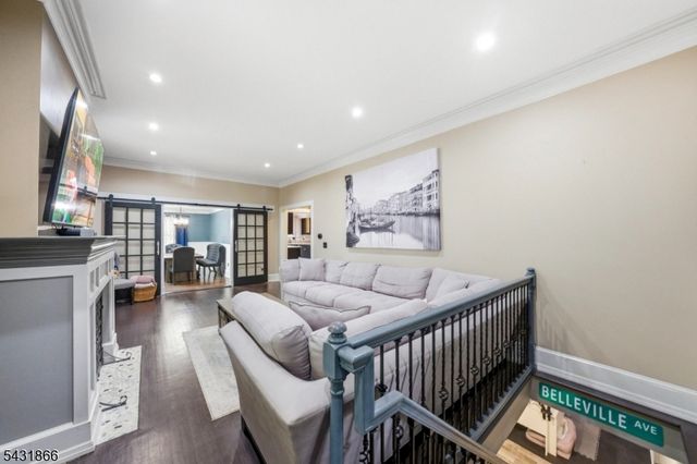 279 Belleville Ave, Bloomfield Twp., NJ 07003