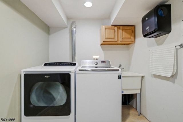 279 Belleville Ave, Bloomfield Twp., NJ 07003
