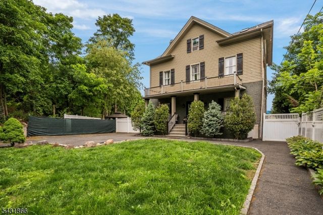 279 Belleville Ave, Bloomfield Twp., NJ 07003