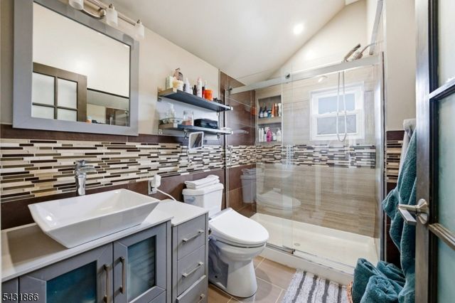 279 Belleville Ave, Bloomfield Twp., NJ 07003