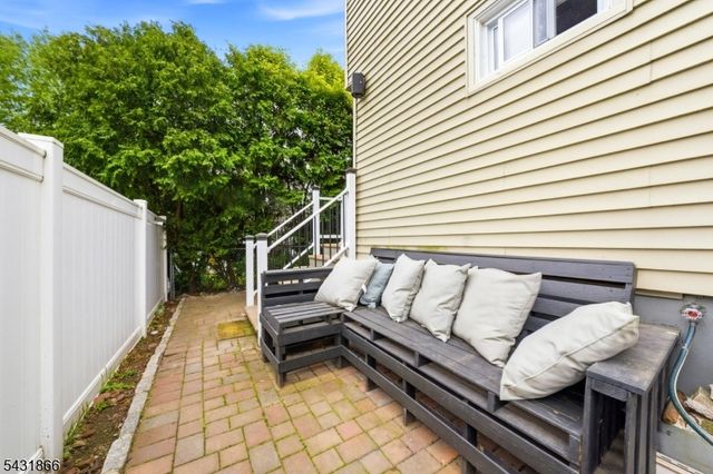 279 Belleville Ave, Bloomfield Twp., NJ 07003