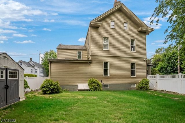 279 Belleville Ave, Bloomfield Twp., NJ 07003