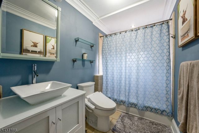 279 Belleville Ave, Bloomfield Twp., NJ 07003