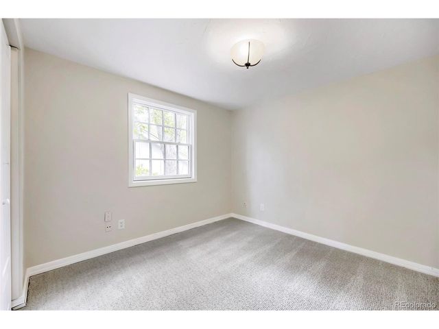 8625 Garland Ct, Arvada, CO 80005