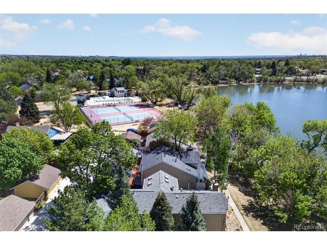 8625 Garland Ct, Arvada, CO 80005