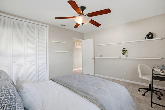 6900 10TH AVENUE N, St Petersburg, FL 33710