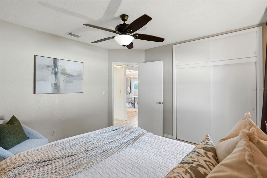 Image 30 of property listing at 6900 10TH AVENUE N, St Petersburg, FL 33710